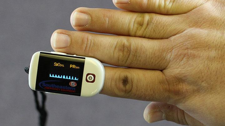 3 Cara Gampang Membedakan Oximeter Asli atau Palsu